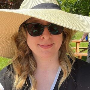 Meet your Posher, Cheryl